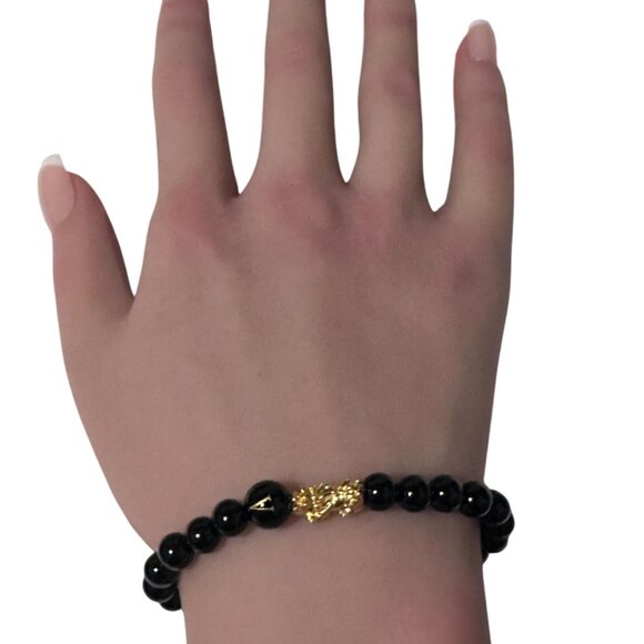 18K Gold Pixiu Piyao Bracelet Gemstones Onyx 6mm Elastic Bracelet Letter V - Picture 1 of 6